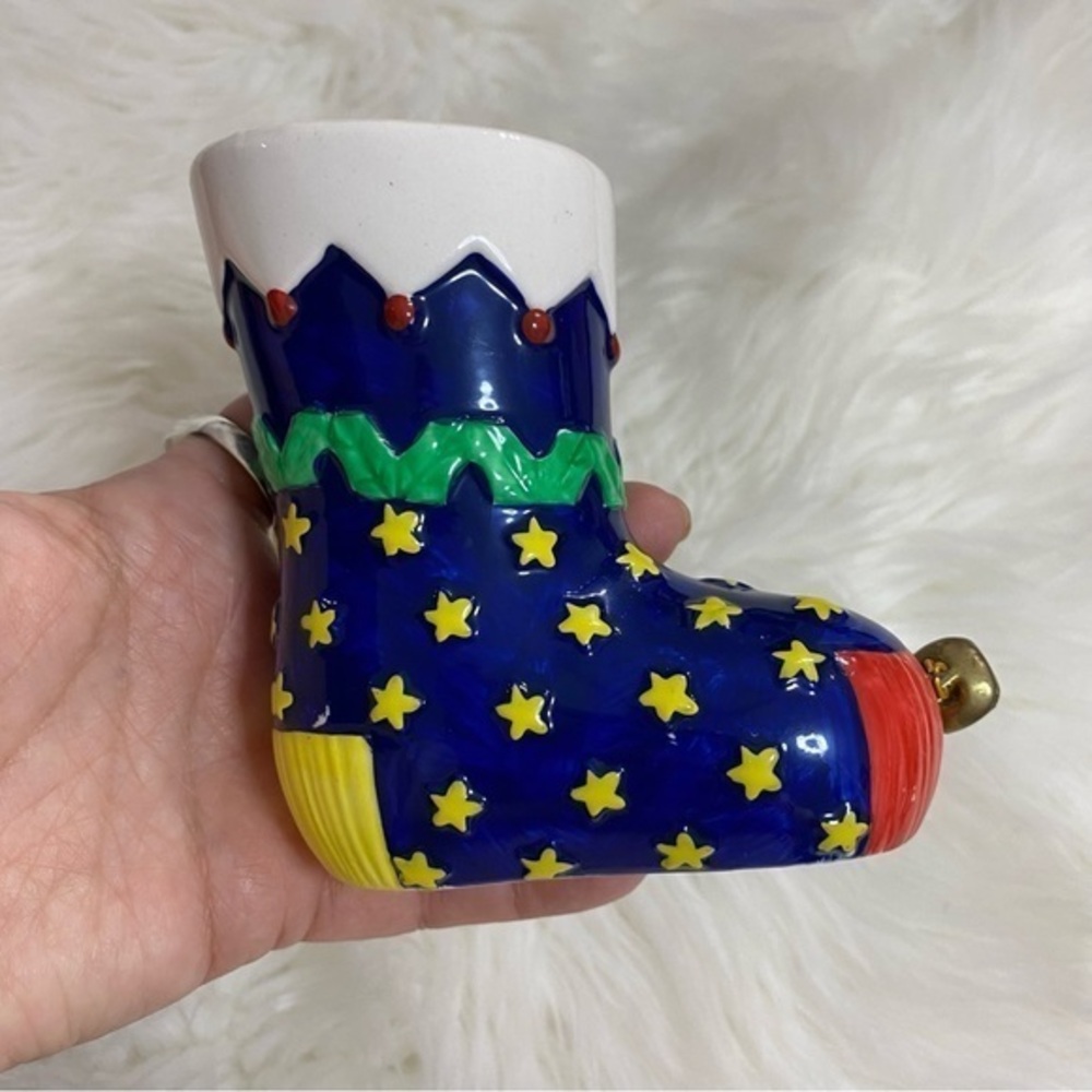 Figi’s INC, 2005 Vintage Ceramic Stocking Nicknack Display